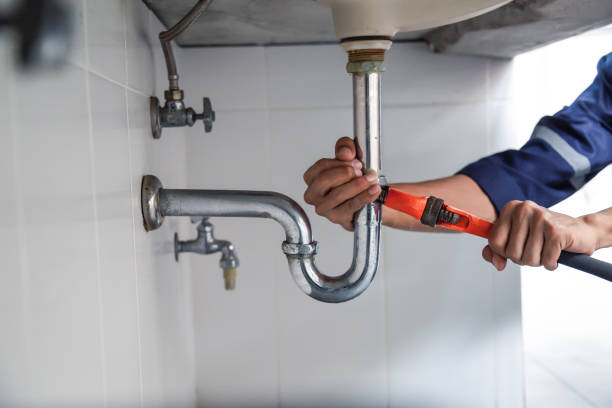 Best Clogged Drain Plumber  in Chicopee, MA